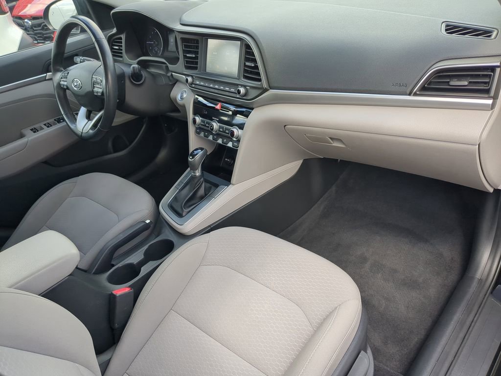 Used 2020 Hyundai Elantra Value Edition FWD image 10
