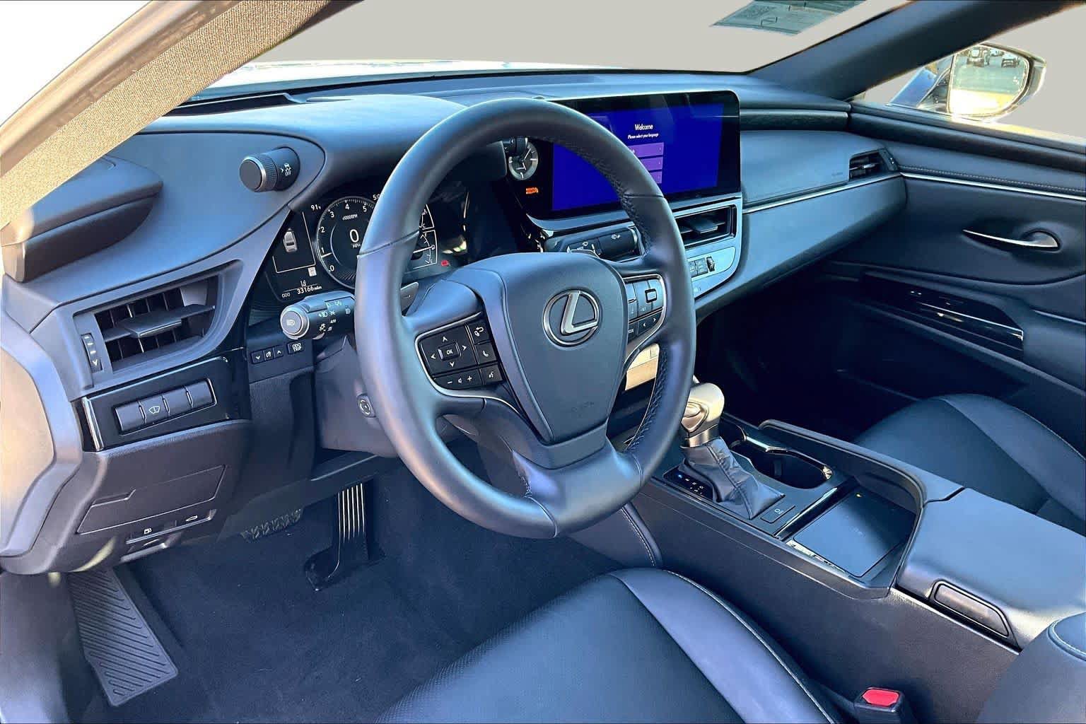 Certified 2024 Lexus ES 350 w/ Premium Package FWD image 16