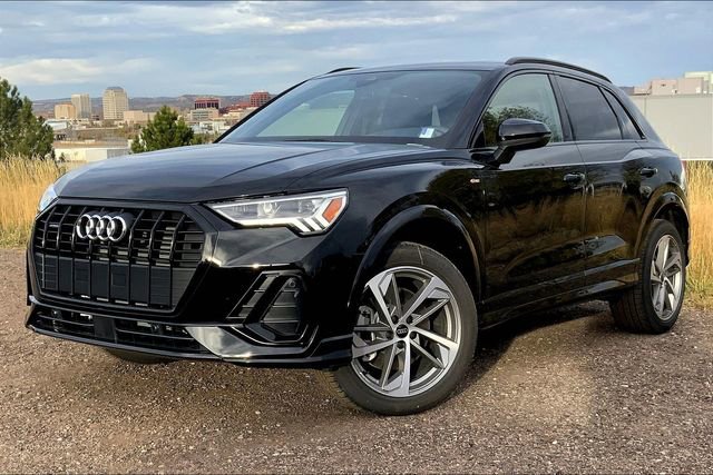 New 2025 Audi Q3 2.0T Premium