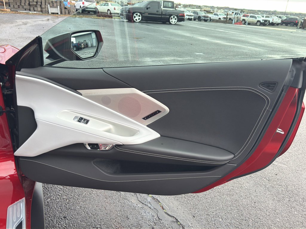 Used 2022 Chevrolet Corvette Stingray Preferred Conv w/ Chrome Exterior Badge Package image 15