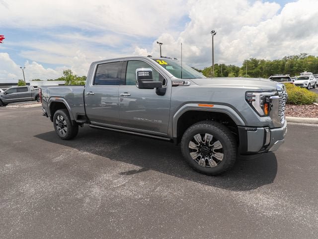 New 2026 GMC Sierra 2500 Denali w/ Denali Reserve Package AWD/4WD image 12