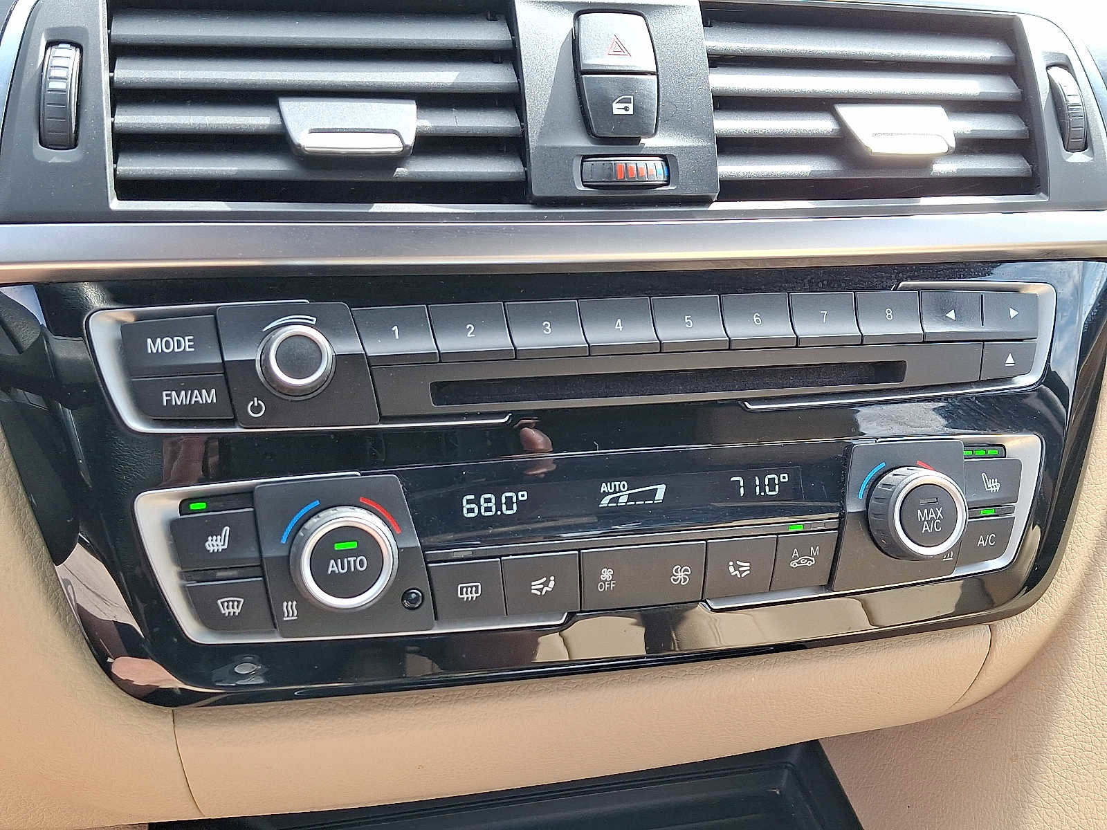 Used 2018 BMW 330i xDrive Sedan image 16