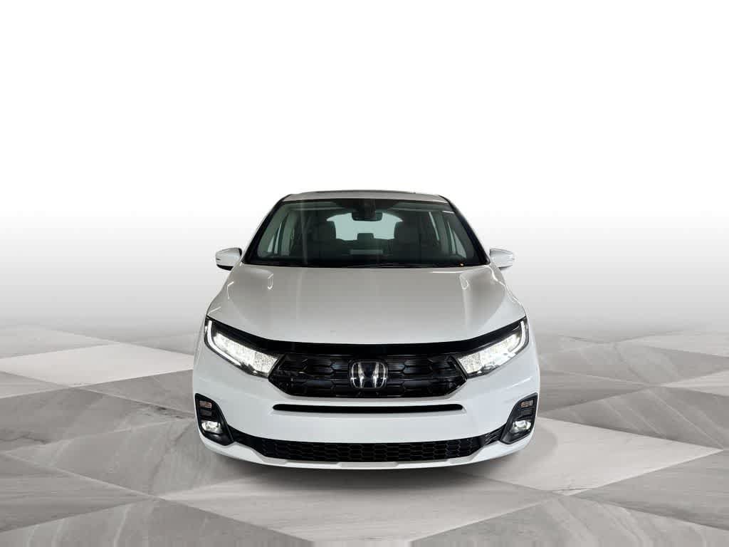 New 2026 Honda Odyssey Touring image 3