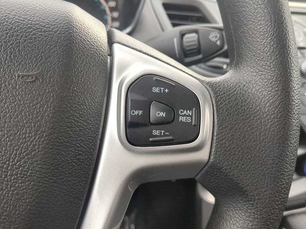Used 2019 Ford Fiesta SE image 24
