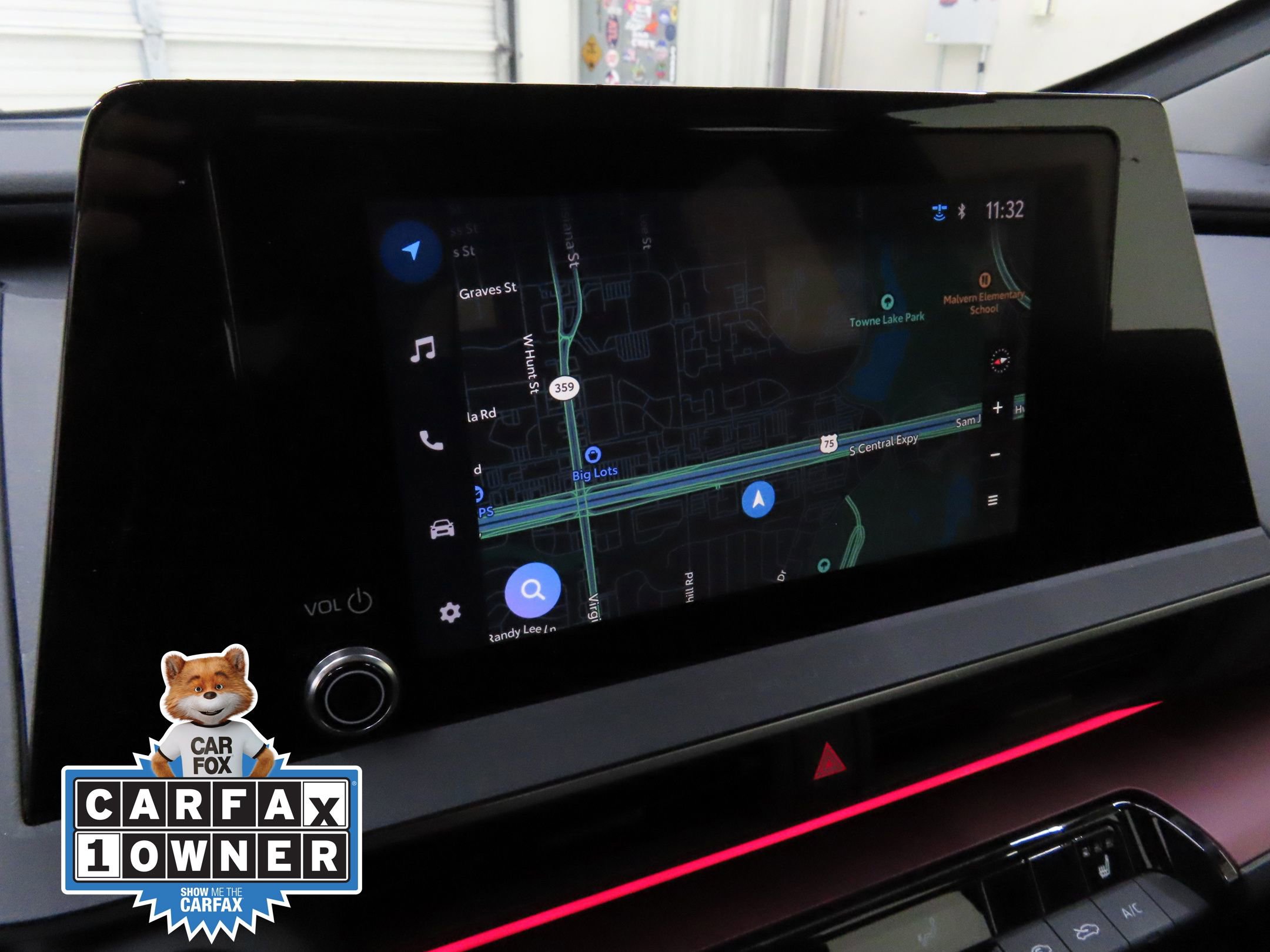 Used 2025 Toyota Prius Plug-In Hybrid image 18