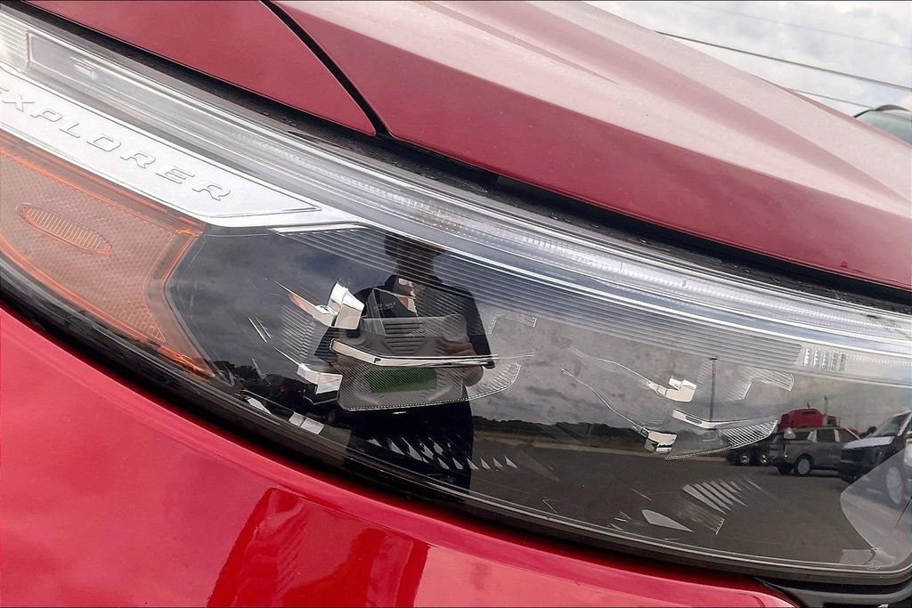 Used 2023 Ford Explorer ST-Line w/ Class IV Trailer Tow Package image 37