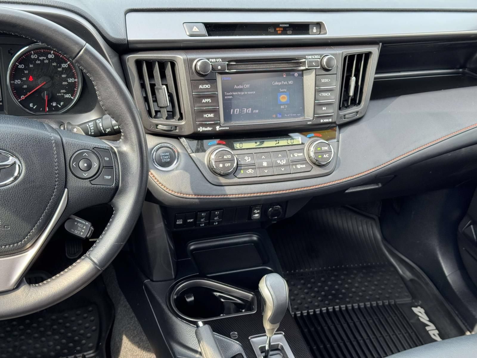 Used 2016 Toyota RAV4 SE AWD/4WD image 3