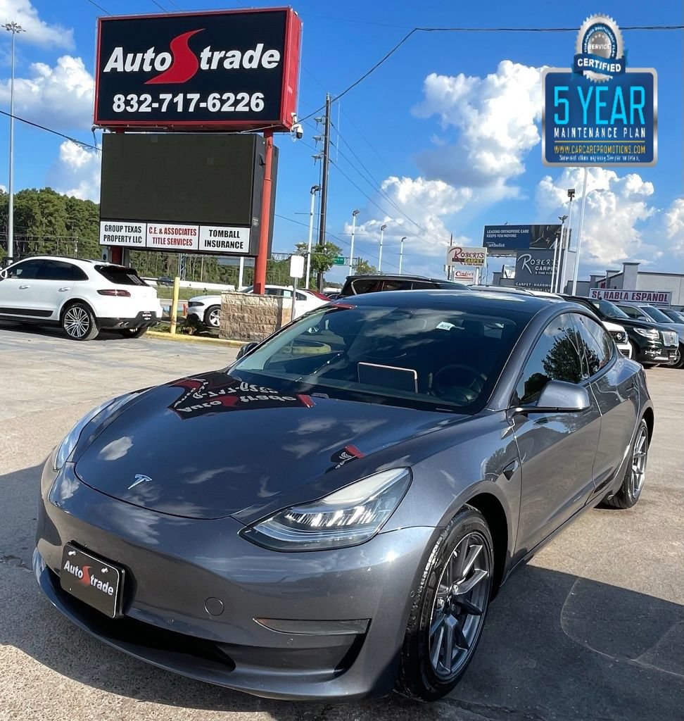 Used 2021 Tesla Model 3 Standard Range RWD image 1