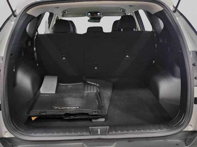 Used 2025 Hyundai Tucson SE AWD/4WD image 18