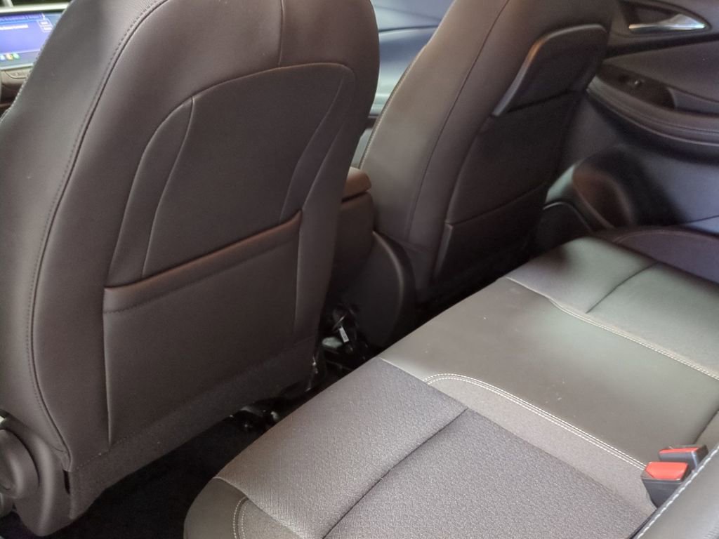 Used 2023 Buick Encore GX Preferred FWD image 22