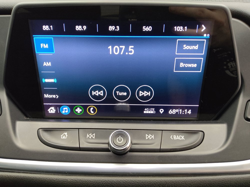 Used 2020 Chevrolet Blazer LT FWD image 25