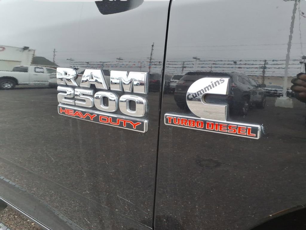 Used 2018 RAM 2500 Tradesman w/ Chrome Appearance Group image 8
