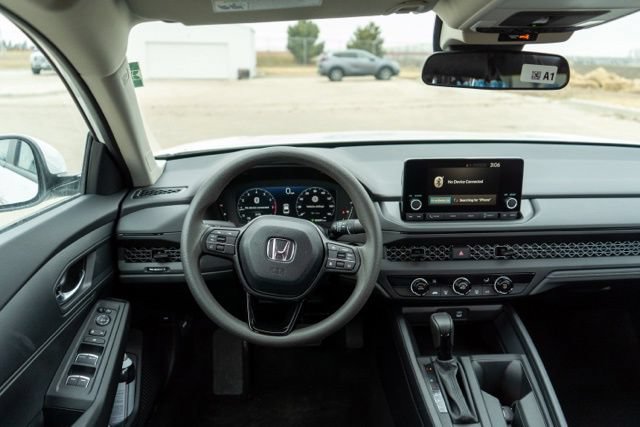 Used 2023 Honda Accord LX image 14