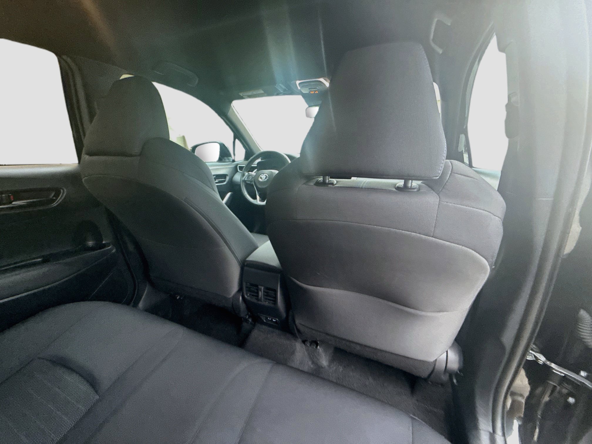 Used 2023 Toyota Corolla Cross AWD Hybrid image 29
