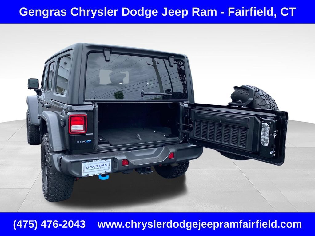 Used 2024 Jeep Wrangler Unlimited AWD/4WD image 31