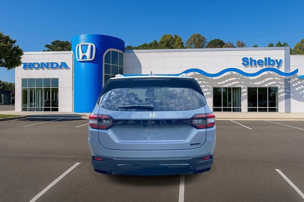 New 2026 Honda Pilot Sport image 7