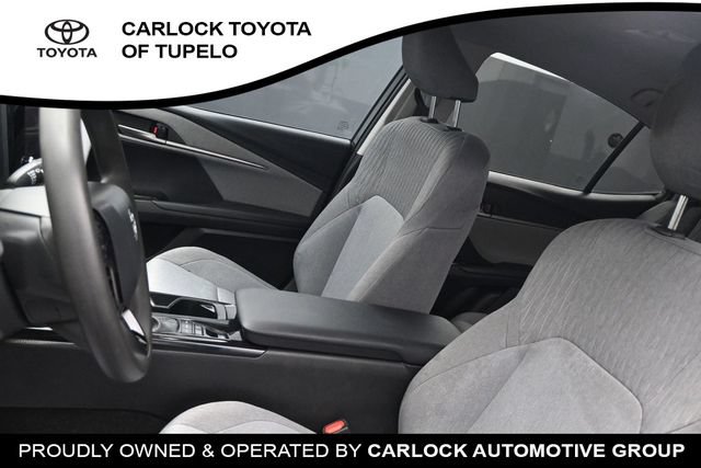 Used 2025 Toyota Camry LE FWD image 20