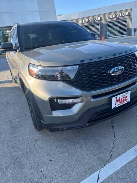 Certified 2020 Ford Explorer ST w/ Premium Technology Package AWD/4WD image 29