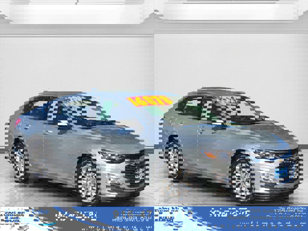 Used 2022 Chevrolet Malibu LT image 1