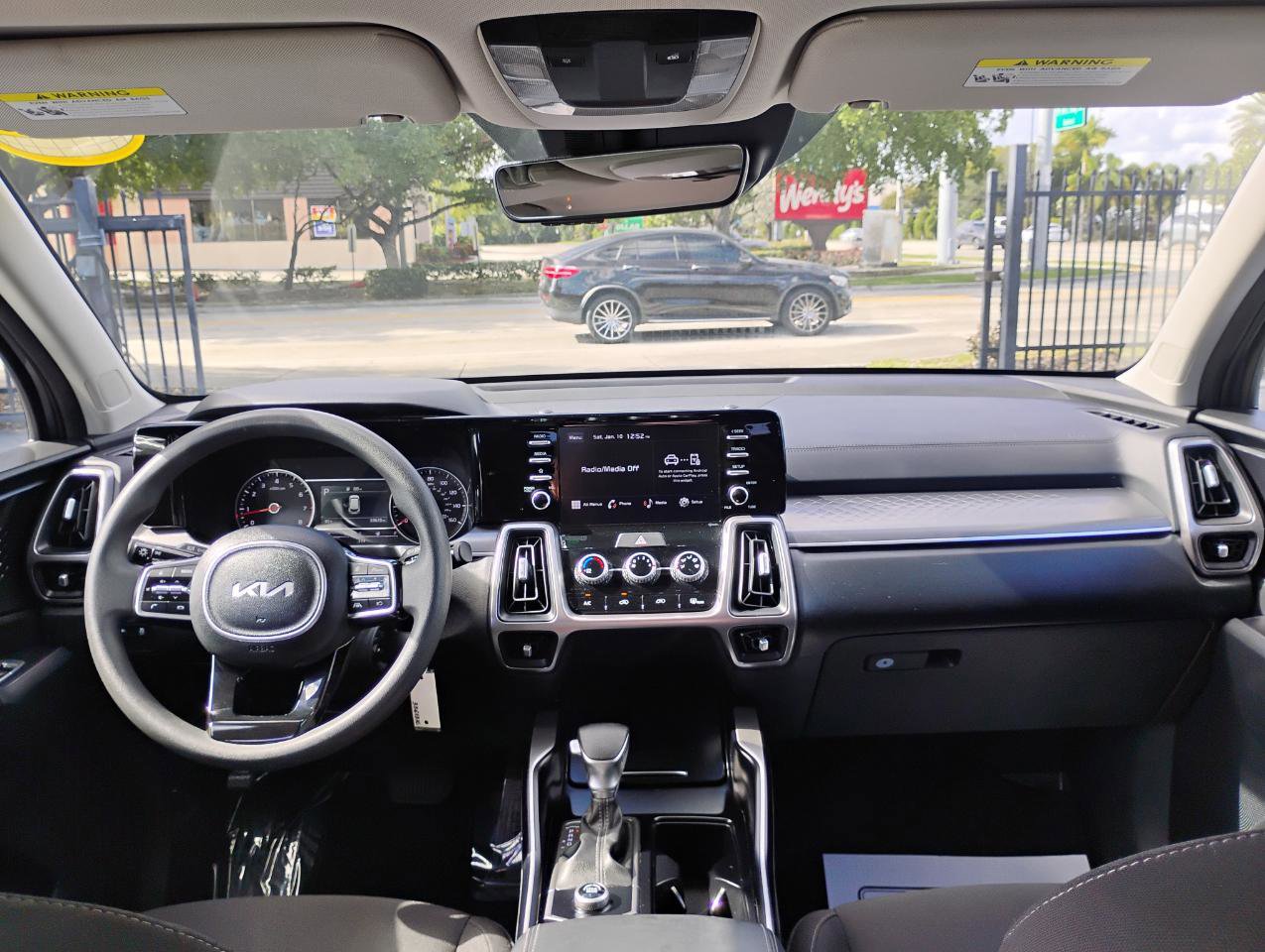 Used 2023 Kia Sorento LX FWD image 61