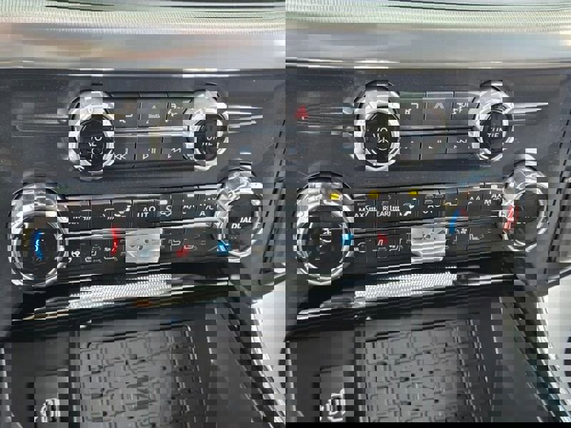 New 2025 Ford F150 Lariat w/ Equipment Group 502A High image 22