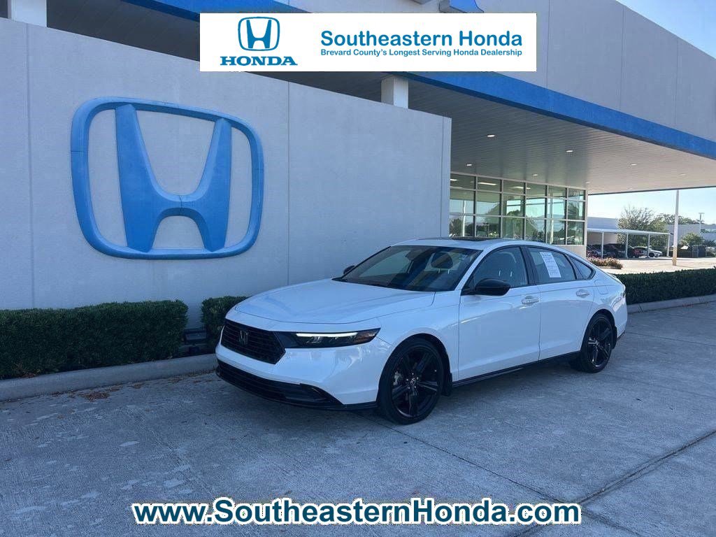 Used 2023 Honda Accord Sport image 1