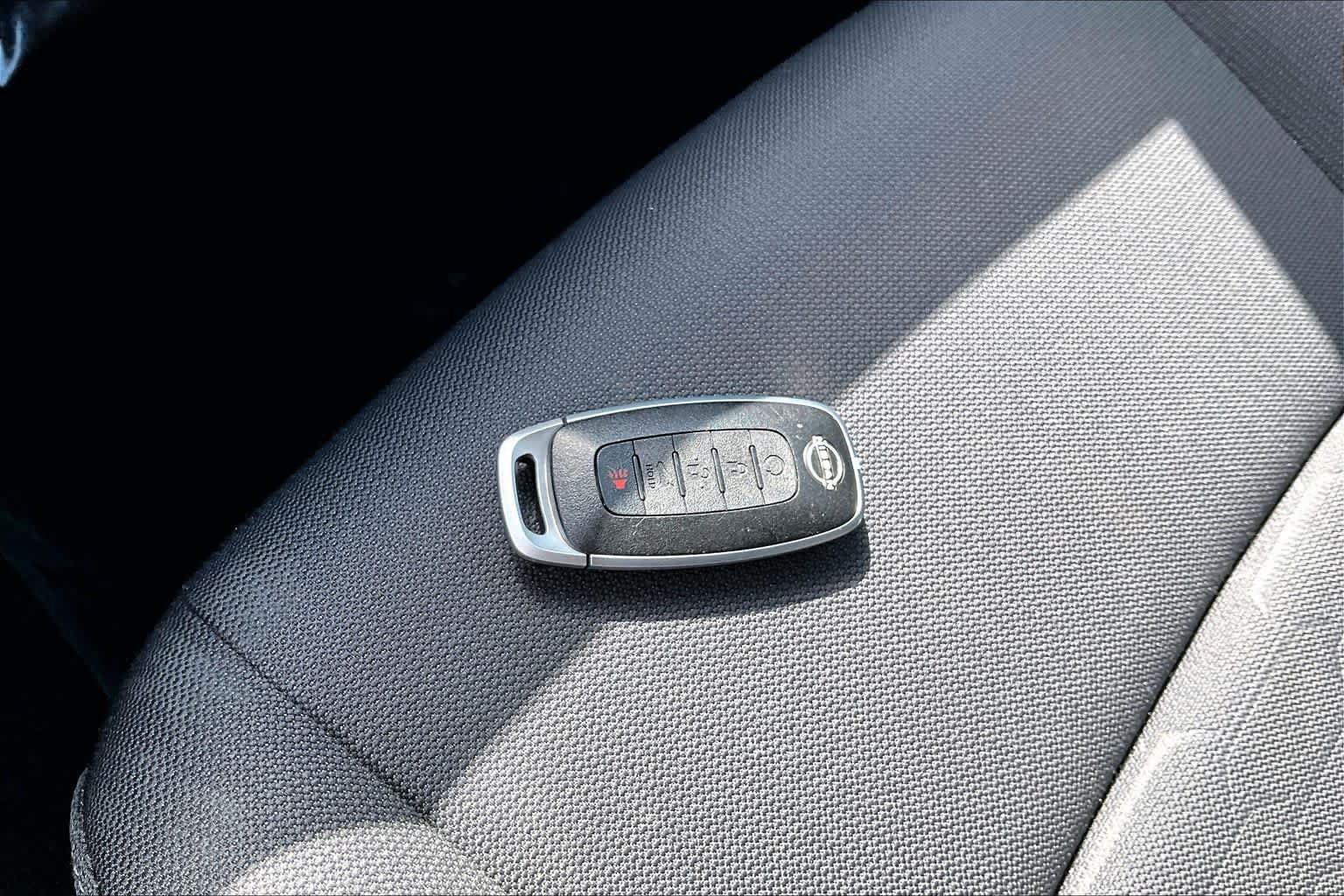 Used 2023 Nissan Rogue Platinum AWD/4WD image 15