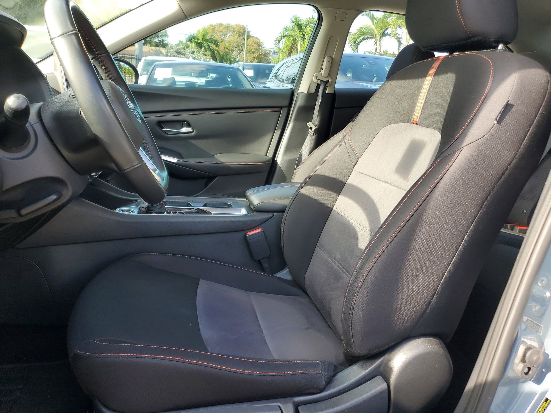 Used 2024 Nissan Sentra SR FWD image 19