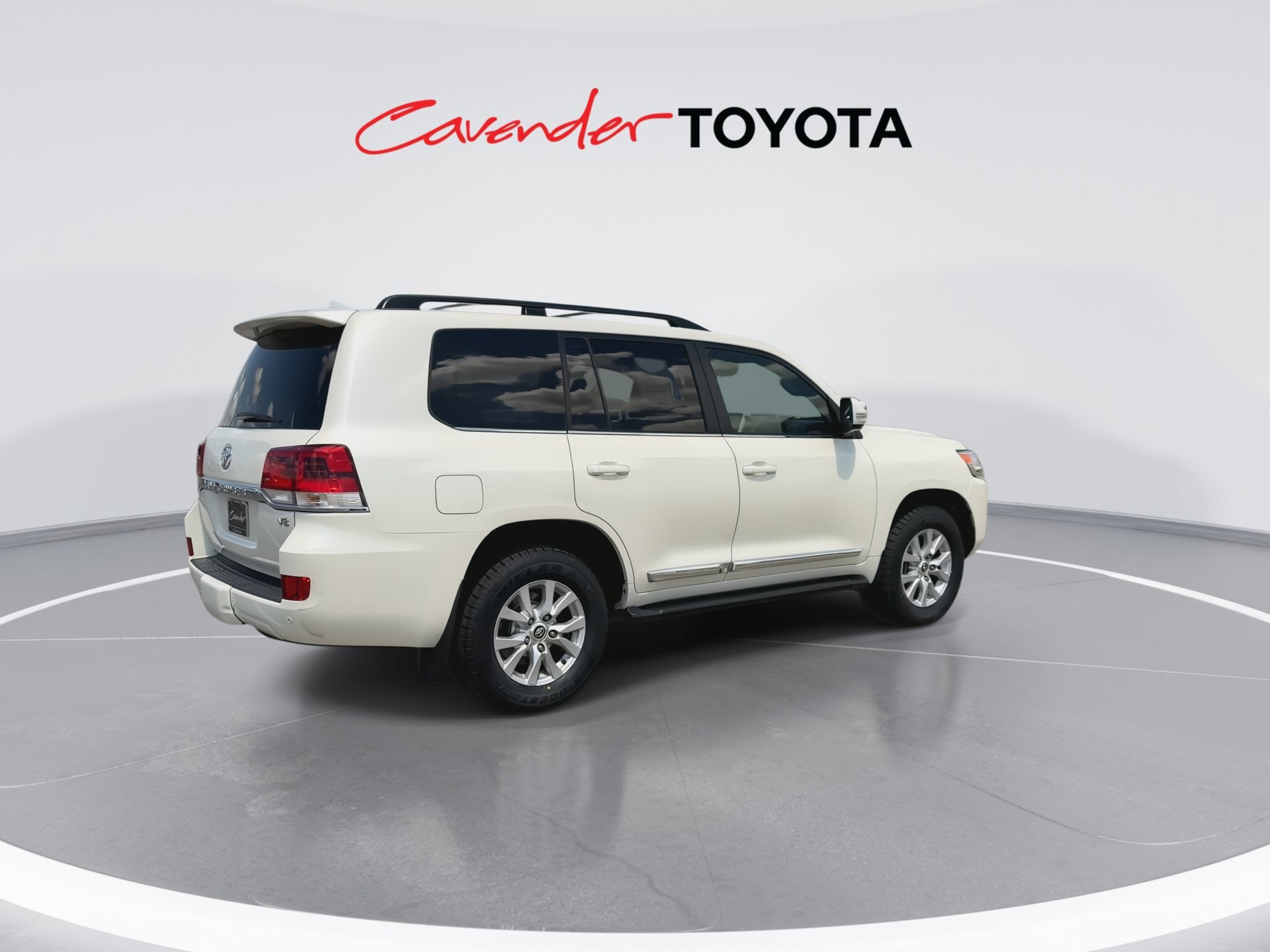 Certified 2019 Toyota Land Cruiser AWD/4WD image 8