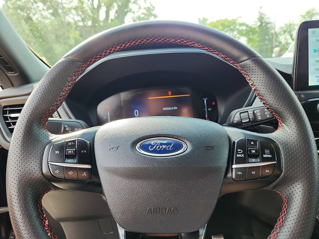 Used 2024 Ford Escape ST-Line AWD/4WD image 18