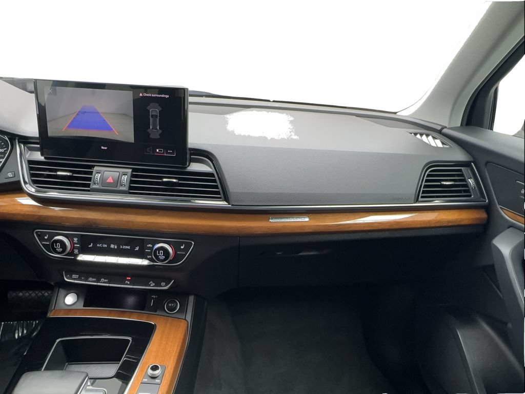 Used 2023 Audi Q5 2.0T Premium w/ Convenience Package AWD/4WD image 27