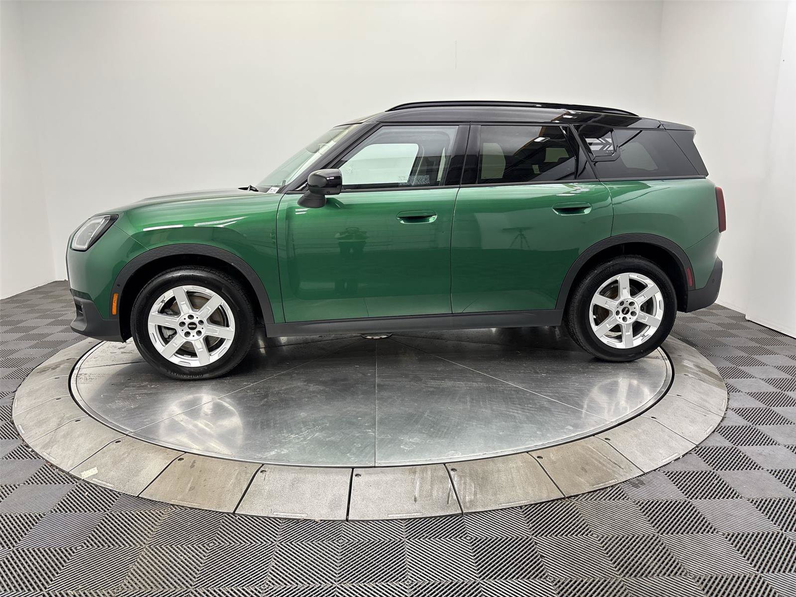 Used 2025 MINI Cooper Countryman S AWD/4WD image 16