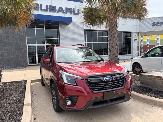 Used 2022 Subaru Forester Limited AWD/4WD image 1