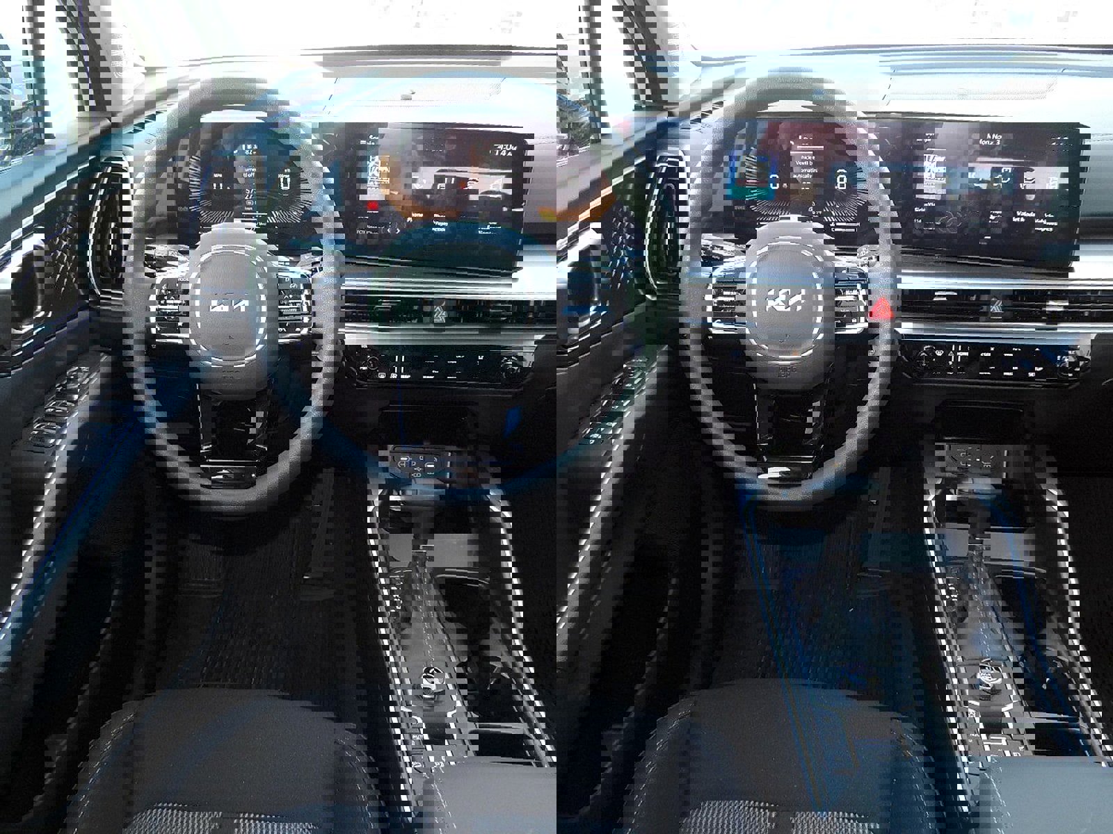 New 2025 Kia Sorento LX image 16