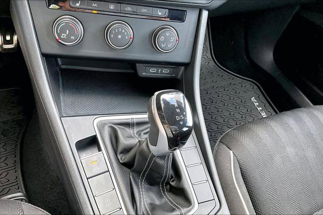 Certified 2024 Volkswagen Jetta Sport FWD image 27