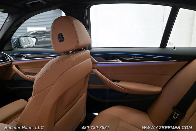 Used 2023 BMW 530e w/ Premium Package RWD image 37