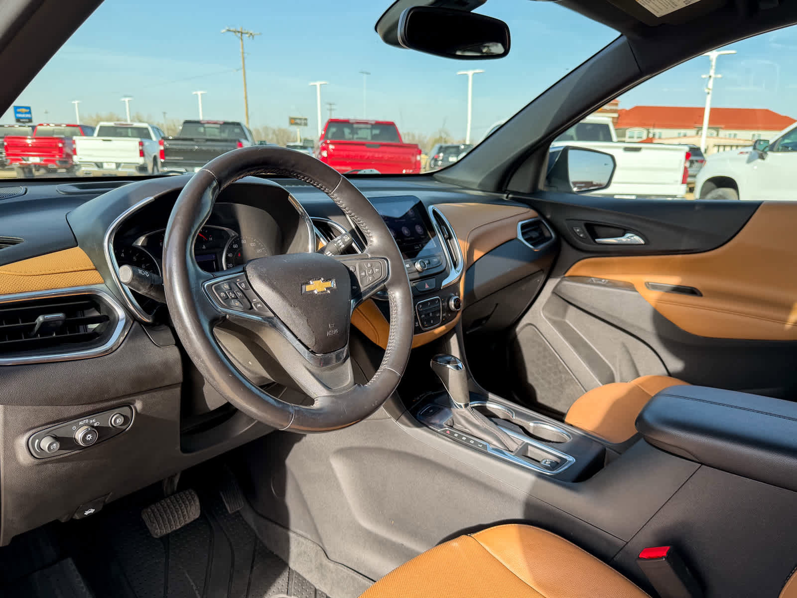 Used 2020 Chevrolet Equinox Premier image 12