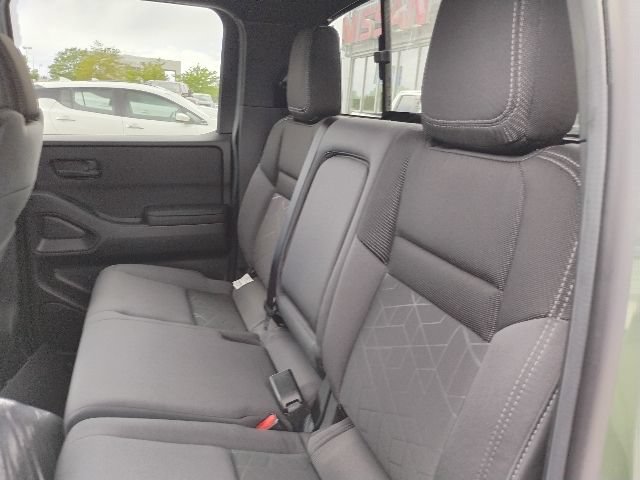 New 2026 Nissan Frontier SV w/ Tow Package AWD/4WD image 9