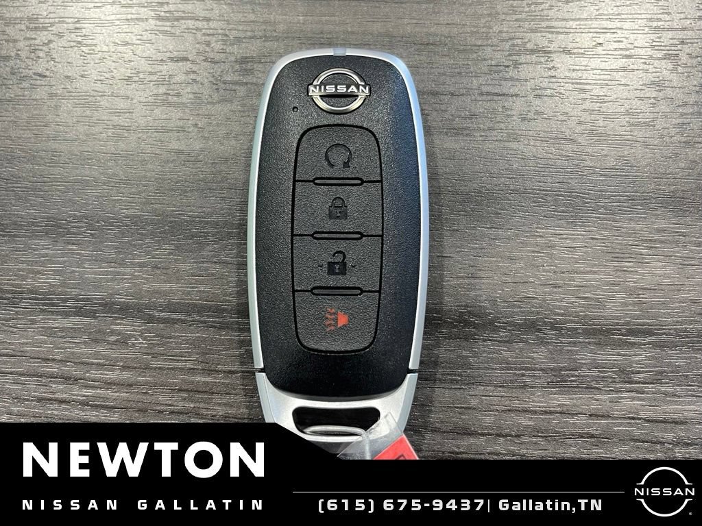 New 2026 Nissan Kicks SR FWD image 19