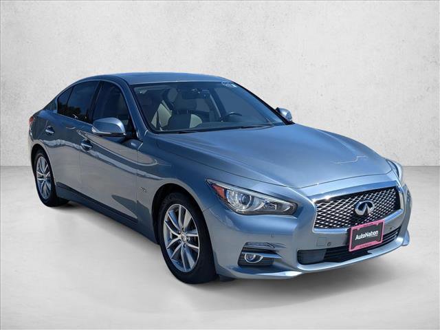 Used 2016 INFINITI Q50 3.0t Premium w/ Driver Assistance Package image 3
