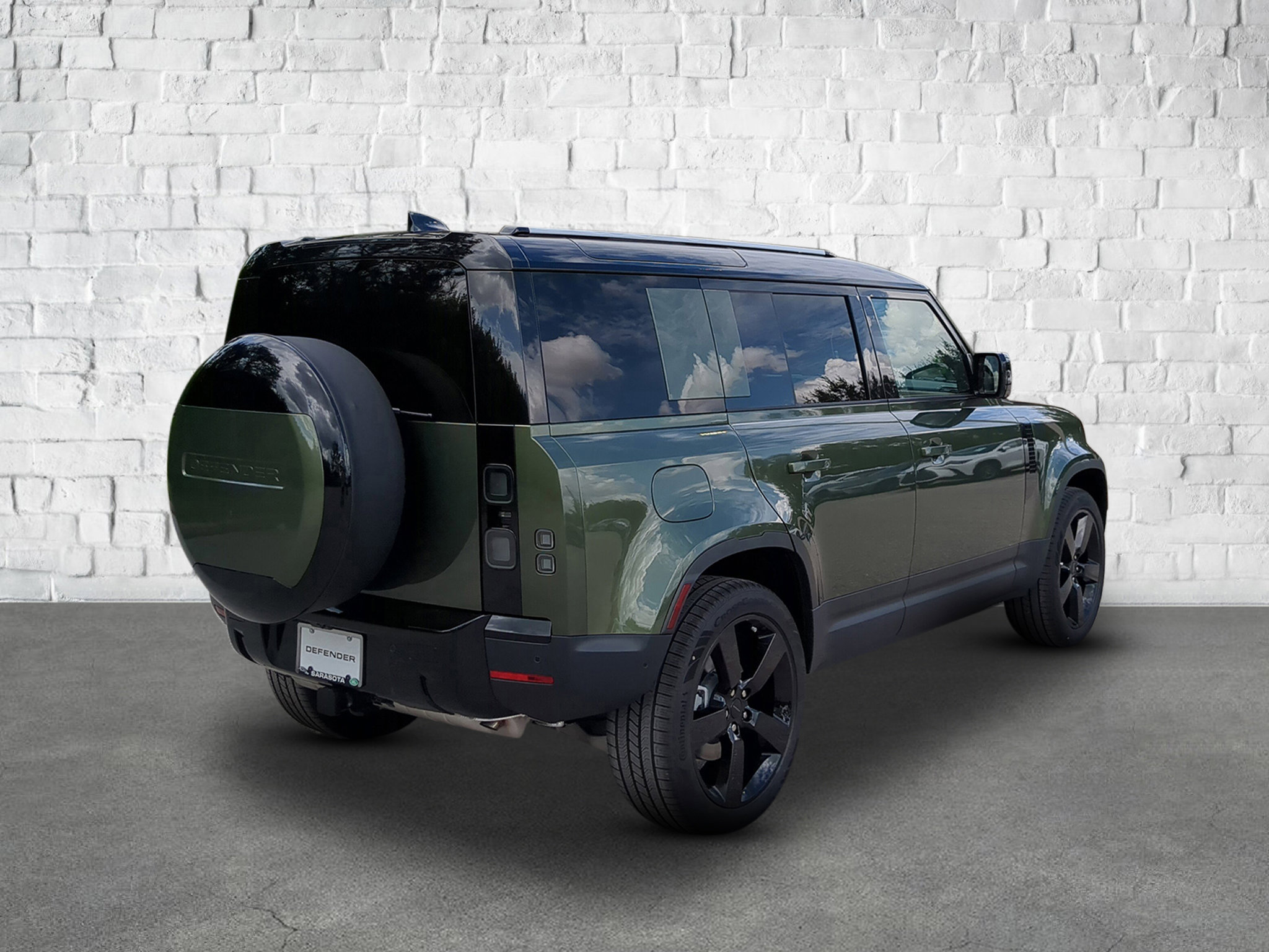 New 2026 Land Rover Defender 110 S image 6