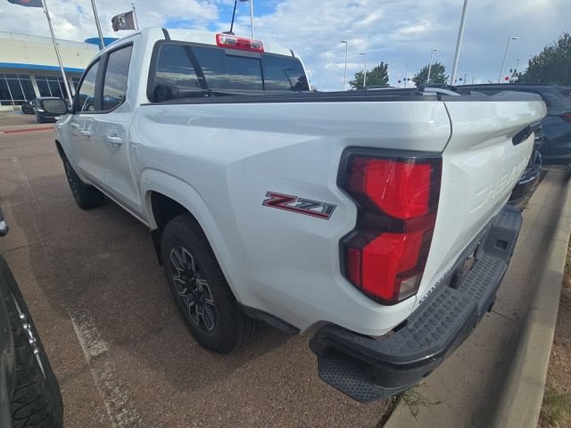 Used 2024 Chevrolet Colorado Z71 w/ Z71 Convenience Package 2 AWD/4WD image 13