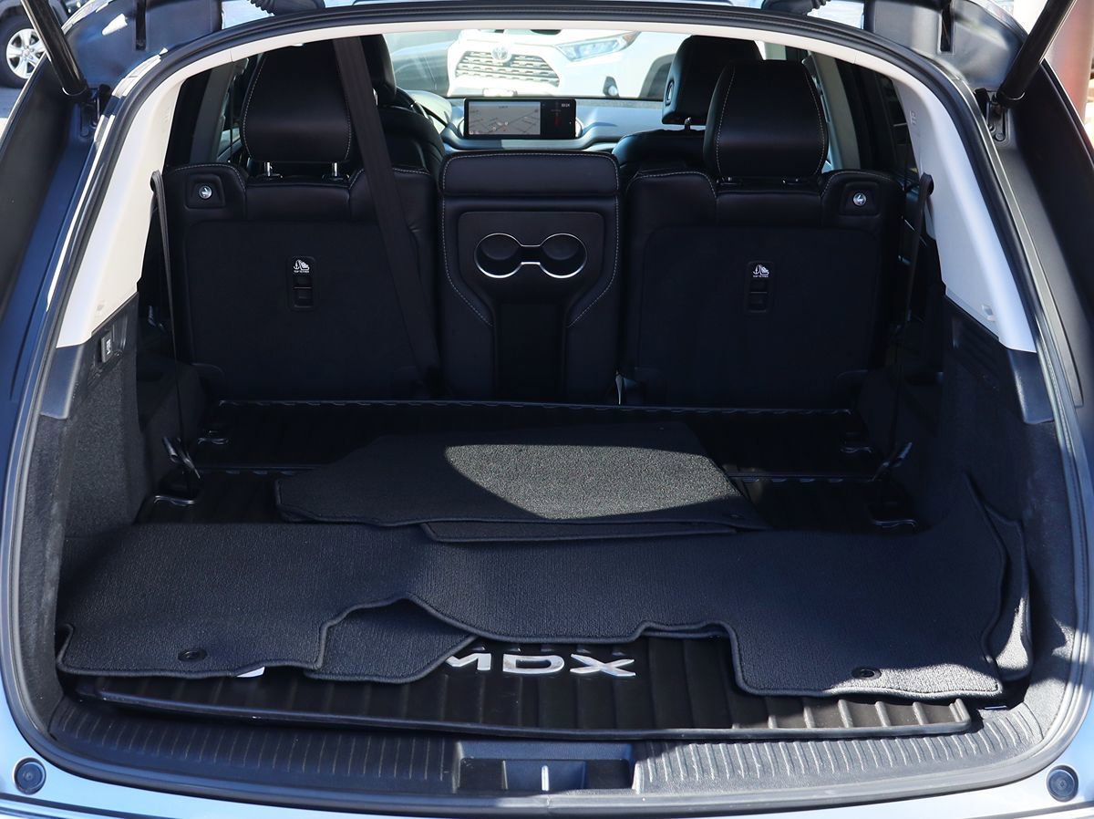 Used 2023 Acura MDX FWD w/ Technology Package image 24
