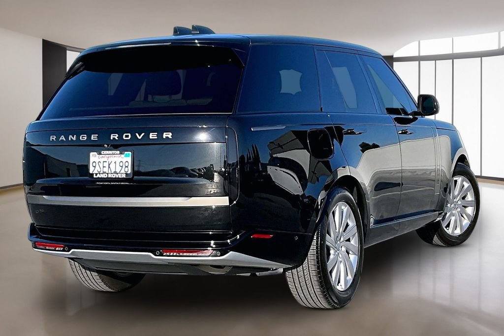 Certified 2025 Land Rover Range Rover SE AWD/4WD image 6