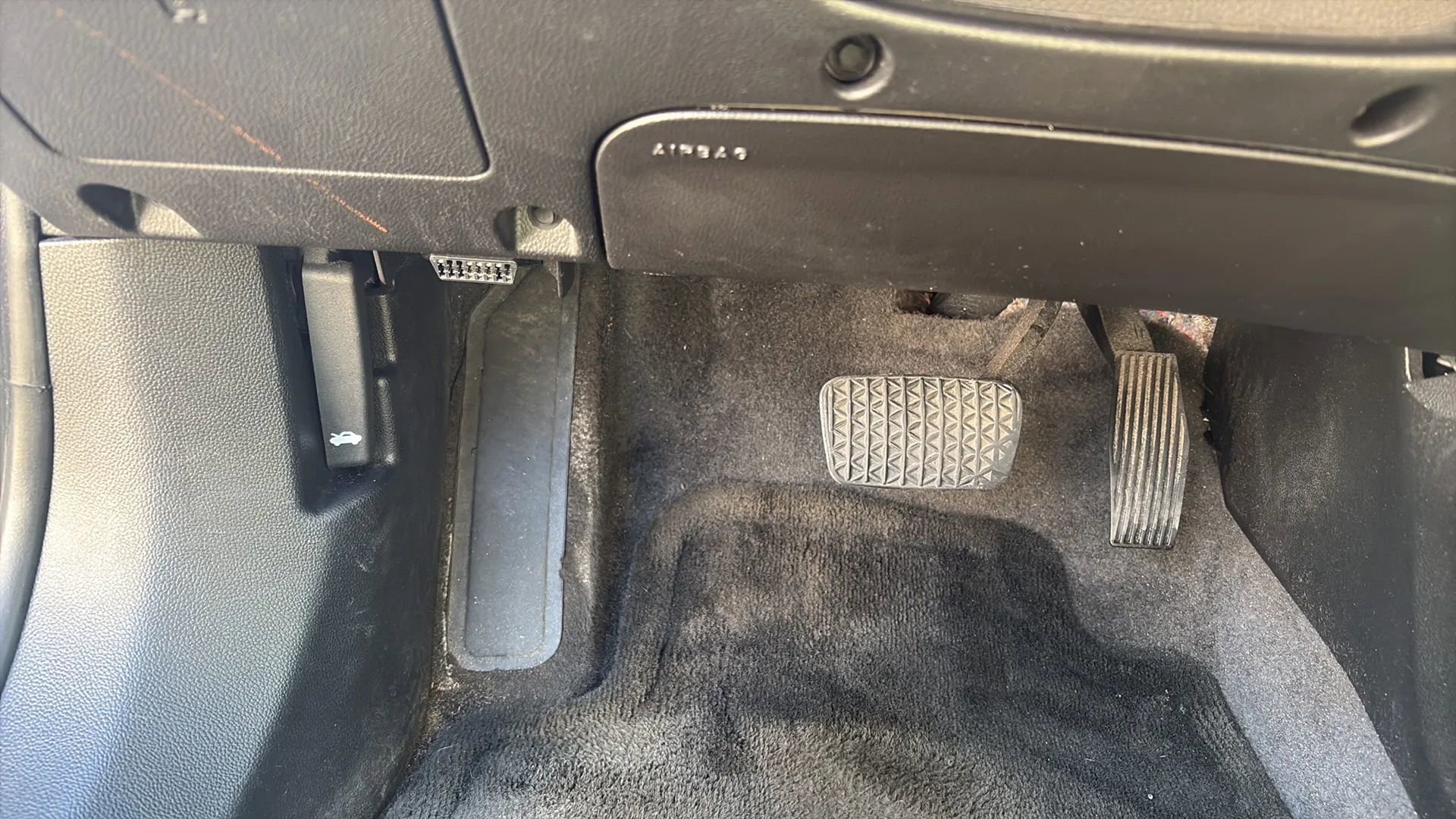 Used 2014 Chevrolet Cruze LS image 20