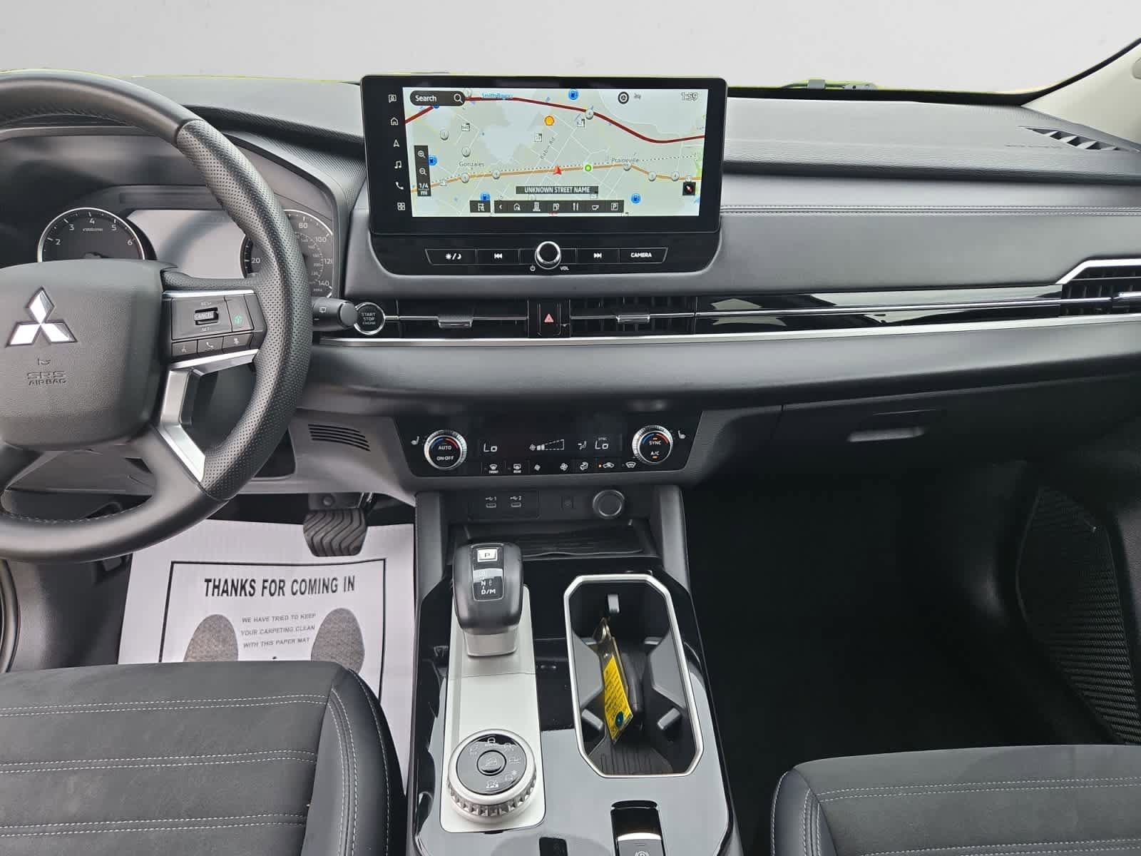 Used 2025 Mitsubishi Outlander SE AWD/4WD image 11