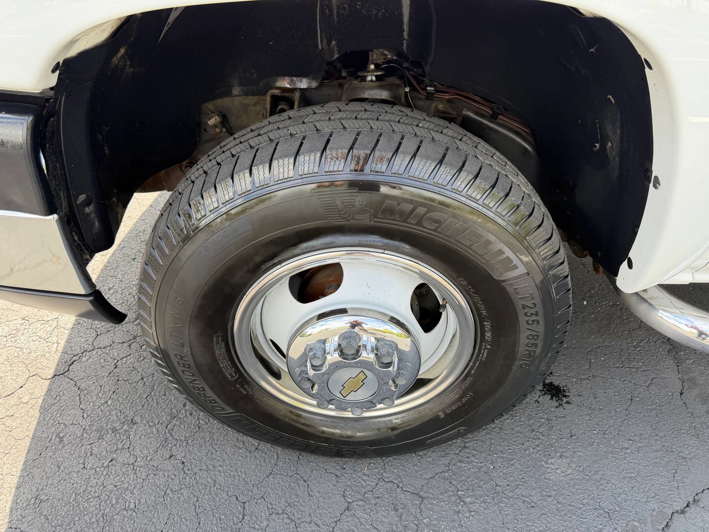 Used 2006 Chevrolet Silverado 3500 2WD Crew Cab image 28