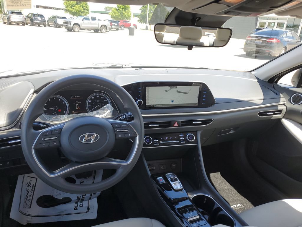 Used 2023 Hyundai Sonata SEL w/ Preferred Accessory Package FWD image 24