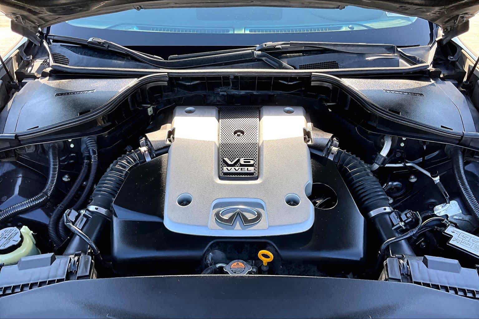Used 2012 INFINITI M37 w/ Deluxe Touring Pkg RWD image 26