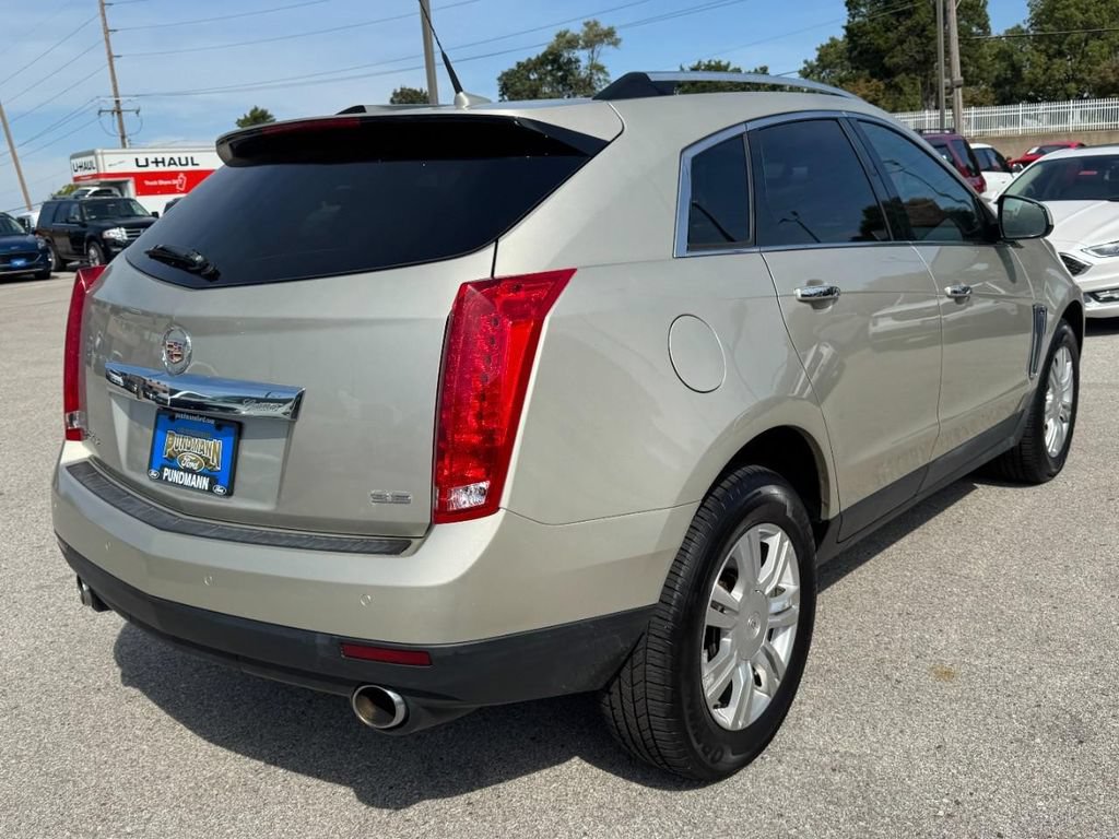 Used 2013 Cadillac SRX Luxury AWD/4WD image 3